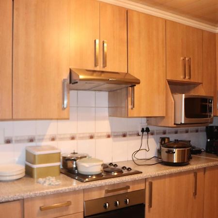 יוהנסבורג Tlelakufuma Guest House מראה חיצוני תמונה