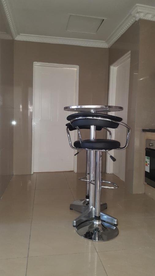 יוהנסבורג Tlelakufuma Guest House מראה חיצוני תמונה